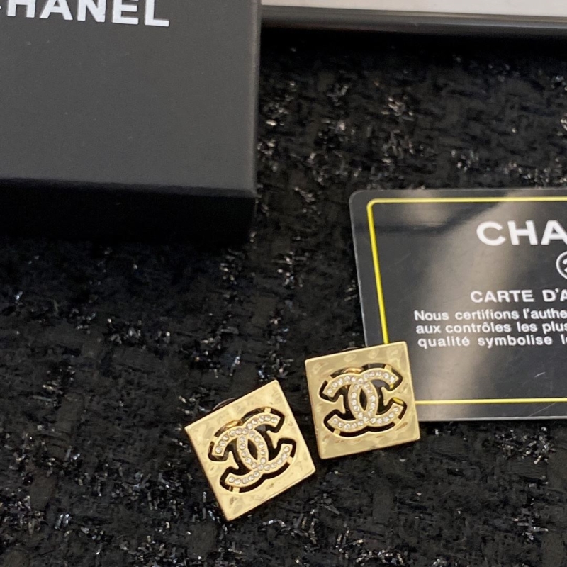 Ch**el earrings